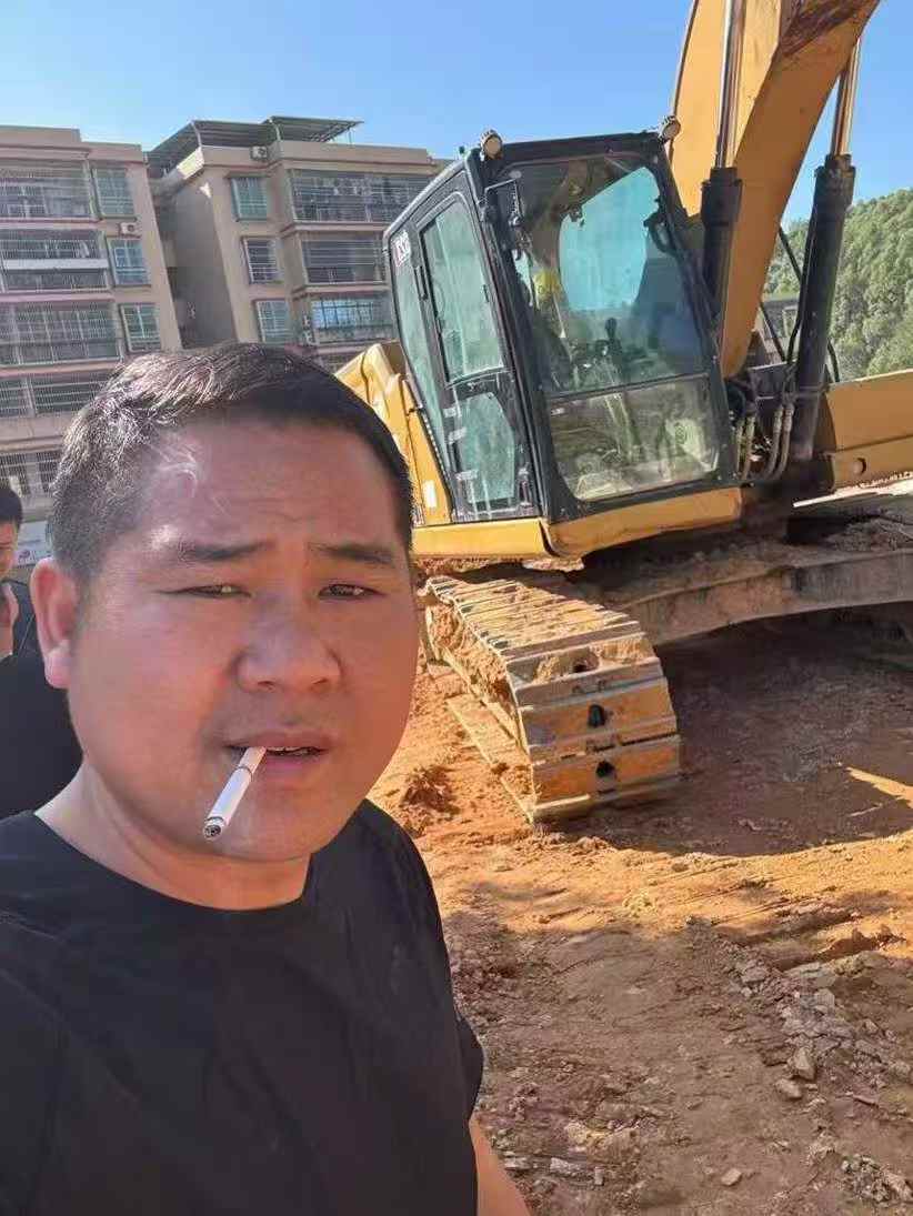 Used Caterpillar 323 Excavator 2020 Model