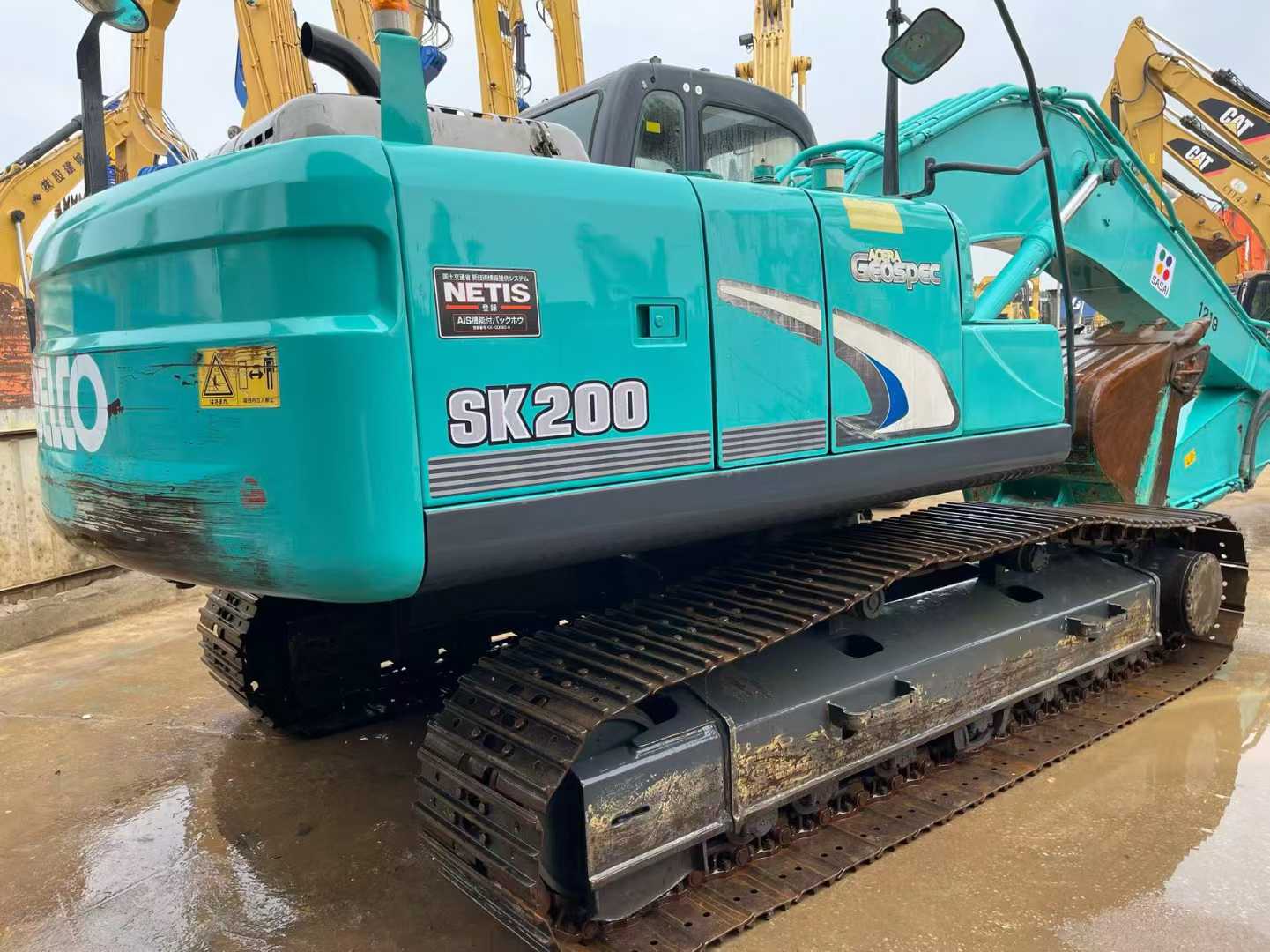 Used Kobelco SK200 Excavator 2016 Model / 9