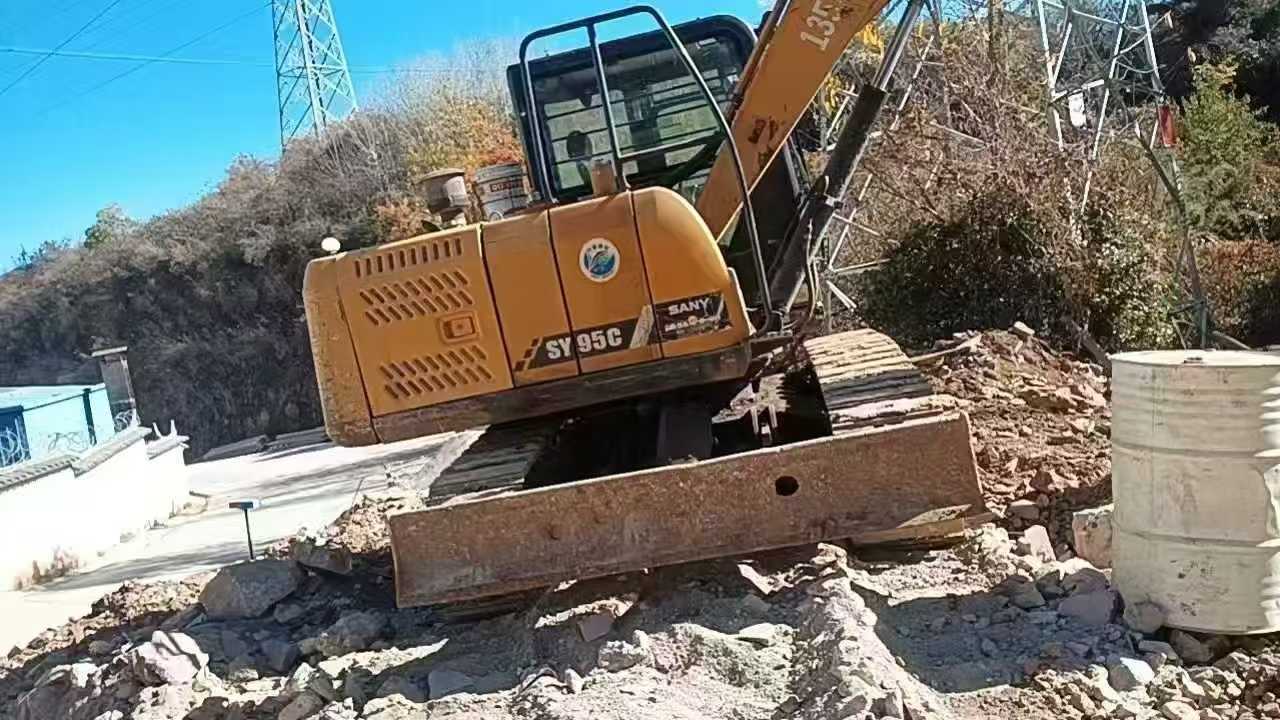 Used Sany SY95C Excavator 2017 Model