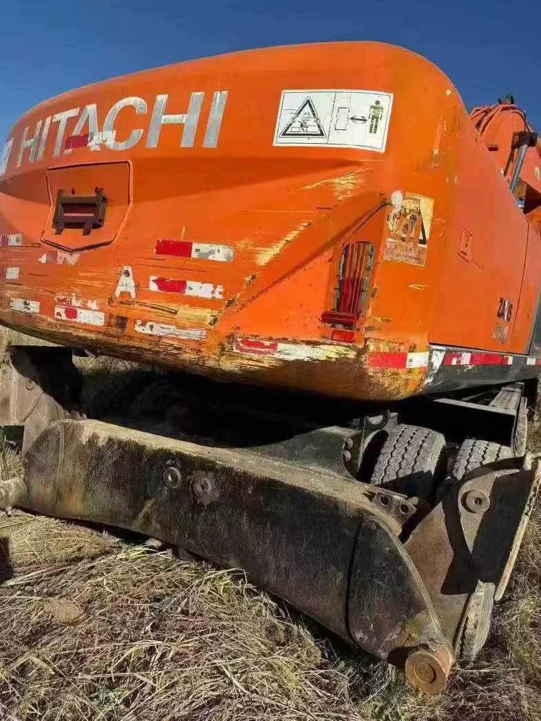 Used Hitachi EX210 Excavator 2016 Model / 3