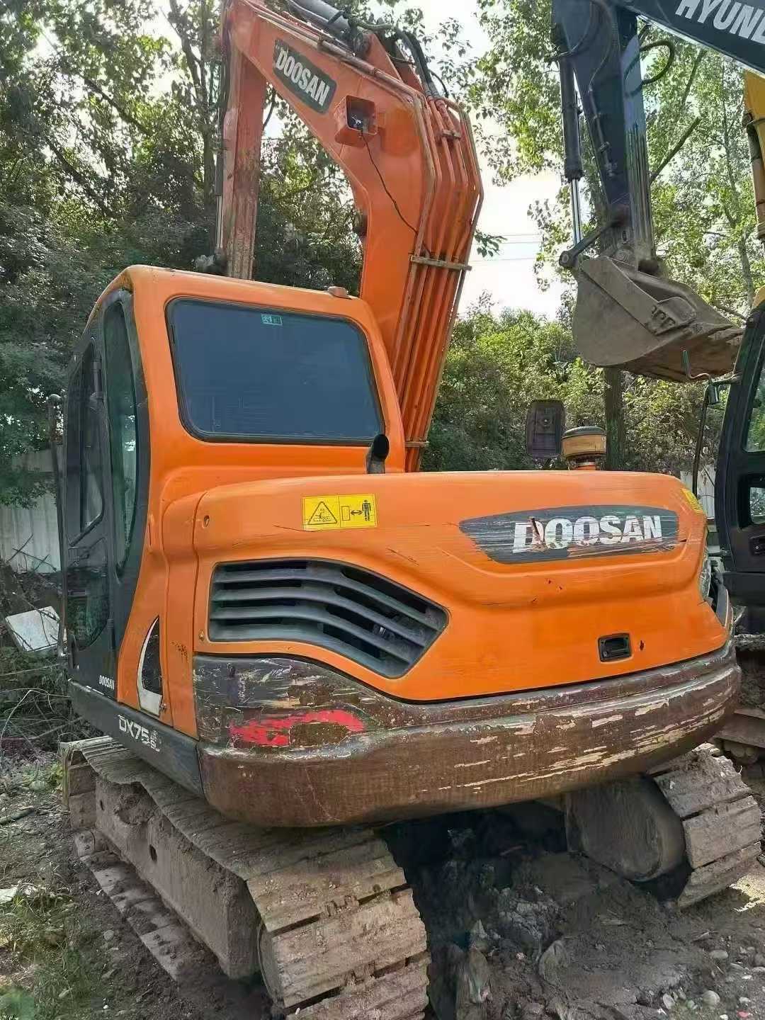 Used Doosan DX75 Excavator 2021 Model / 2