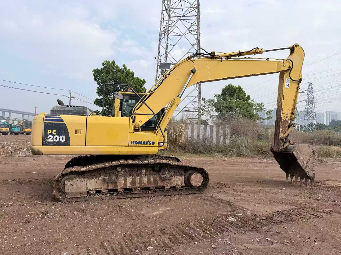 Used Komatsu PC200-8N1 Excavator 2012 Model / 2