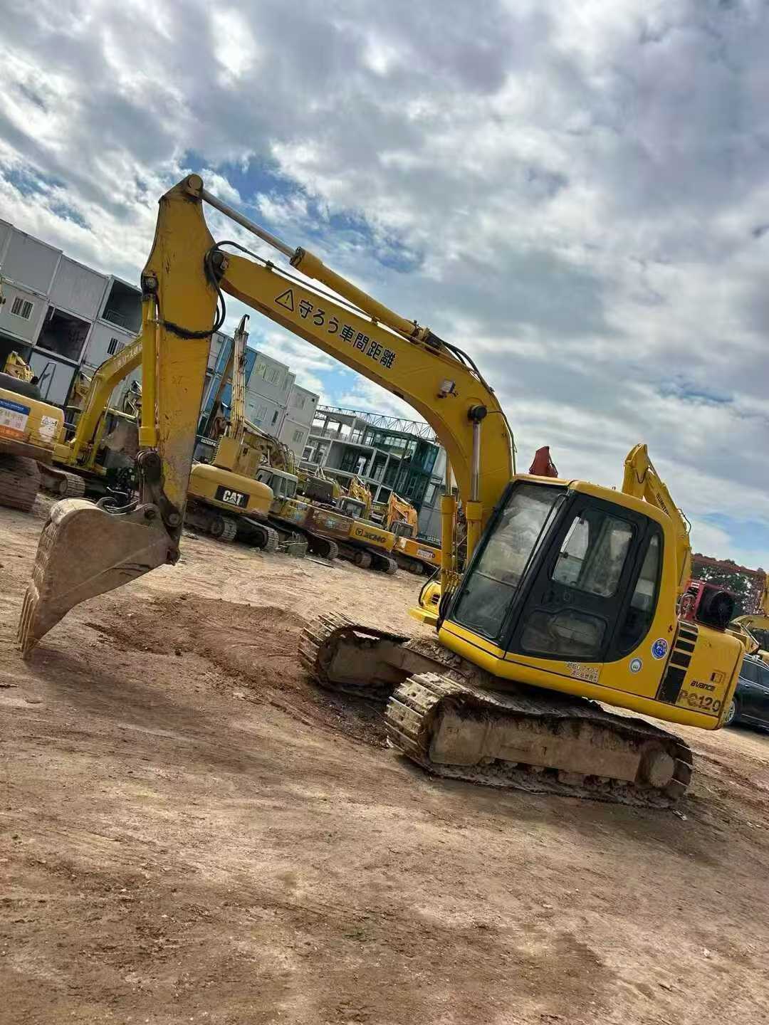 Used Komatsu PW100 Excavator 2016 Model / 3