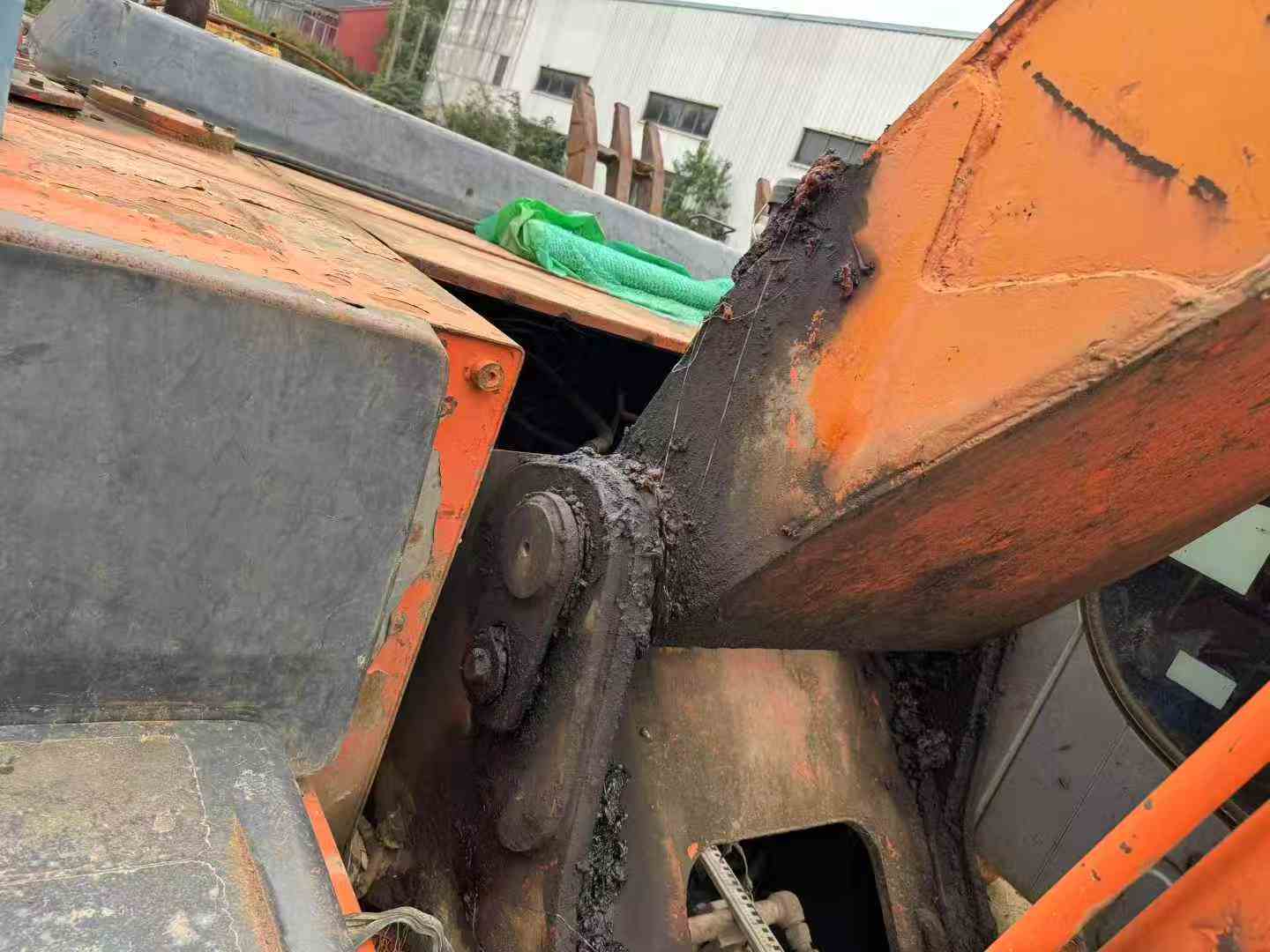 Used Hitachi ZX230-6 Excavator 2006 Model / 6