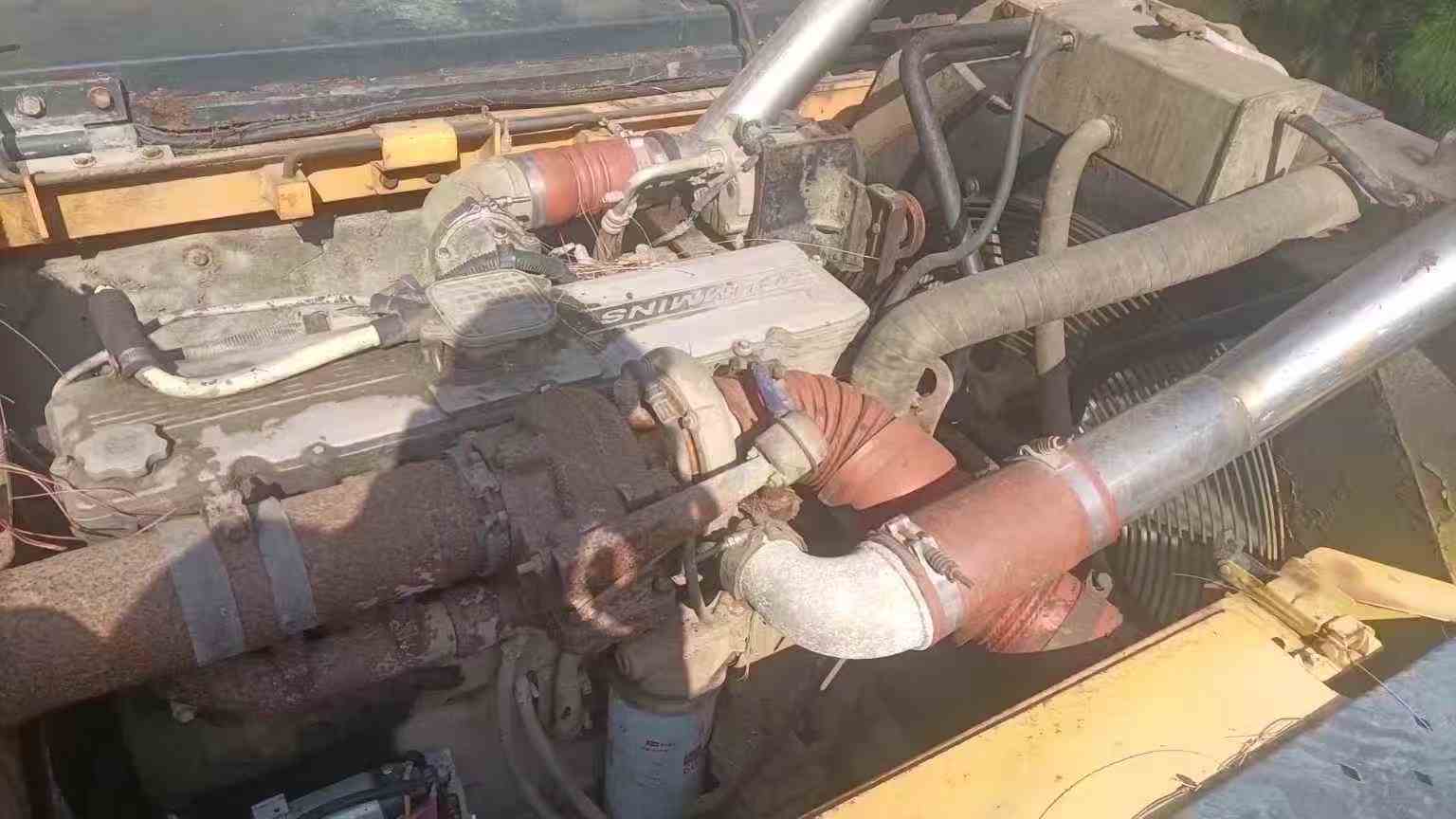 Used Hyundai R395LVS Excavator 2016 Model / 3