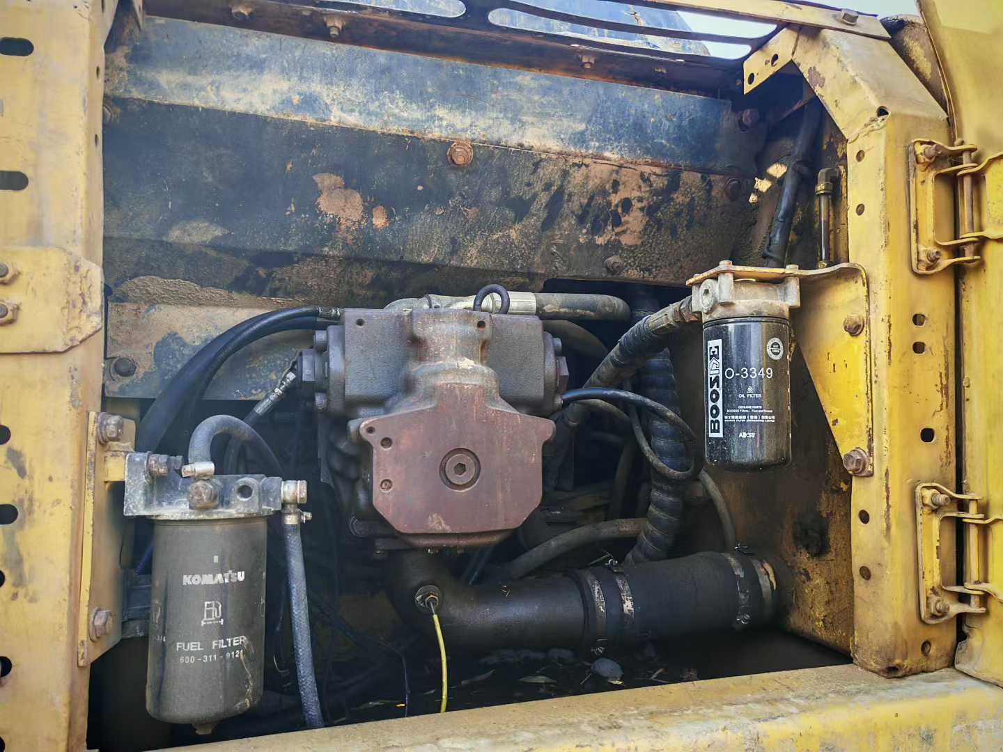 Used Komatsu PW200-7 Excavator 2016 Model / 6