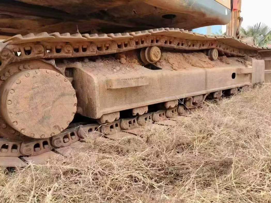 Used Hyundai R215VS Excavator 2018 Model / 9