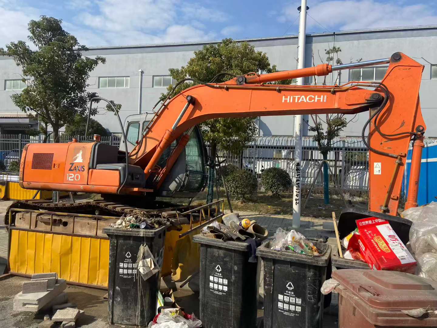 Used Hitachi ZX120 Excavator 2016 Model / 2