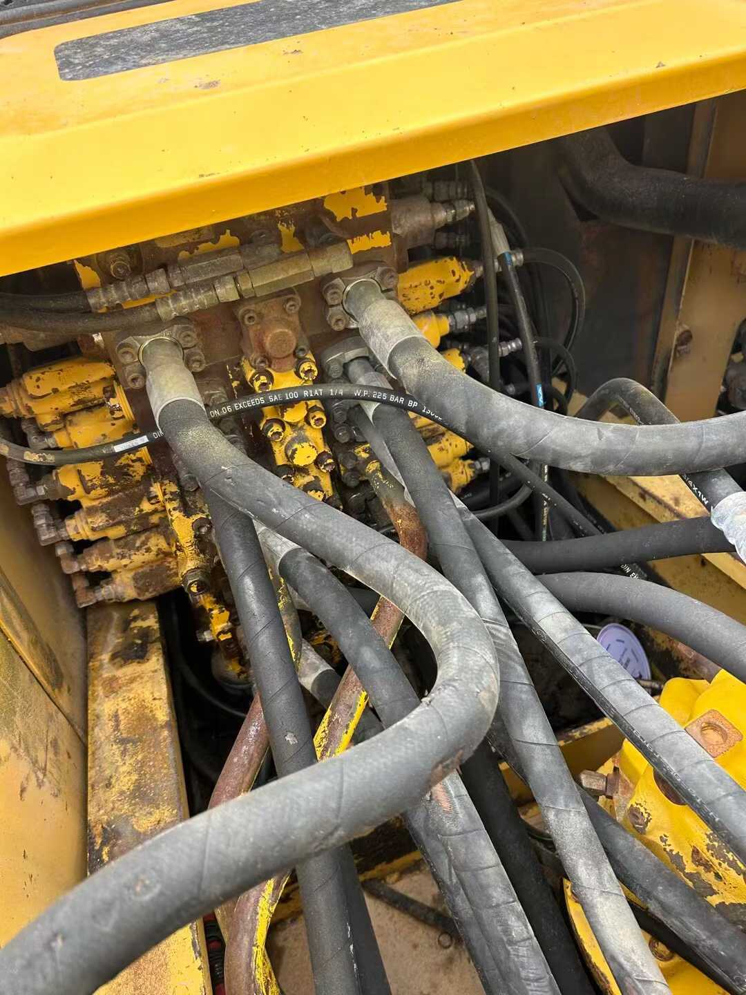 Used Komatsu PW200-7 Excavator 2016 Model / 6