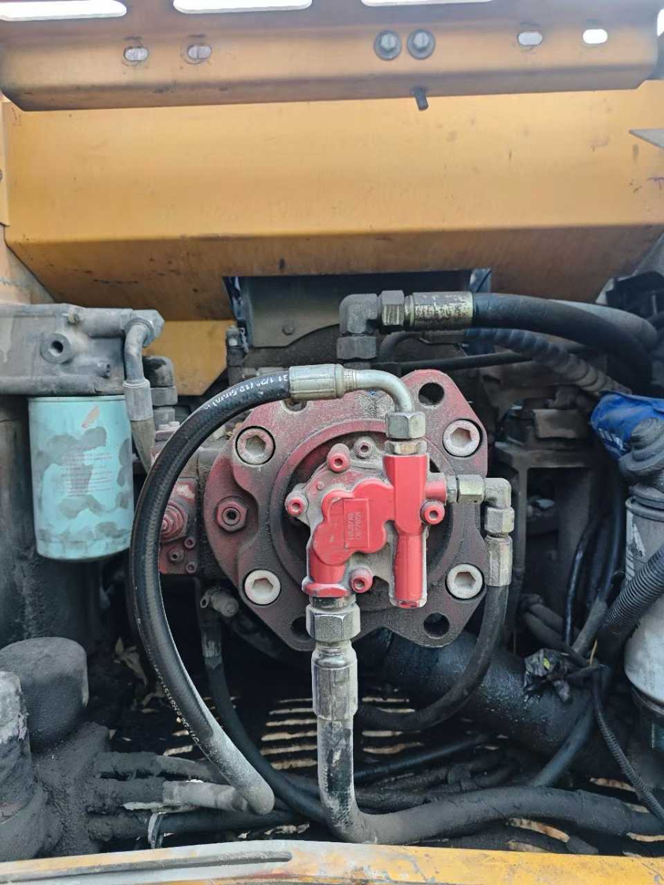 Used XCMG XE80 Excavator 2010 Model / 4