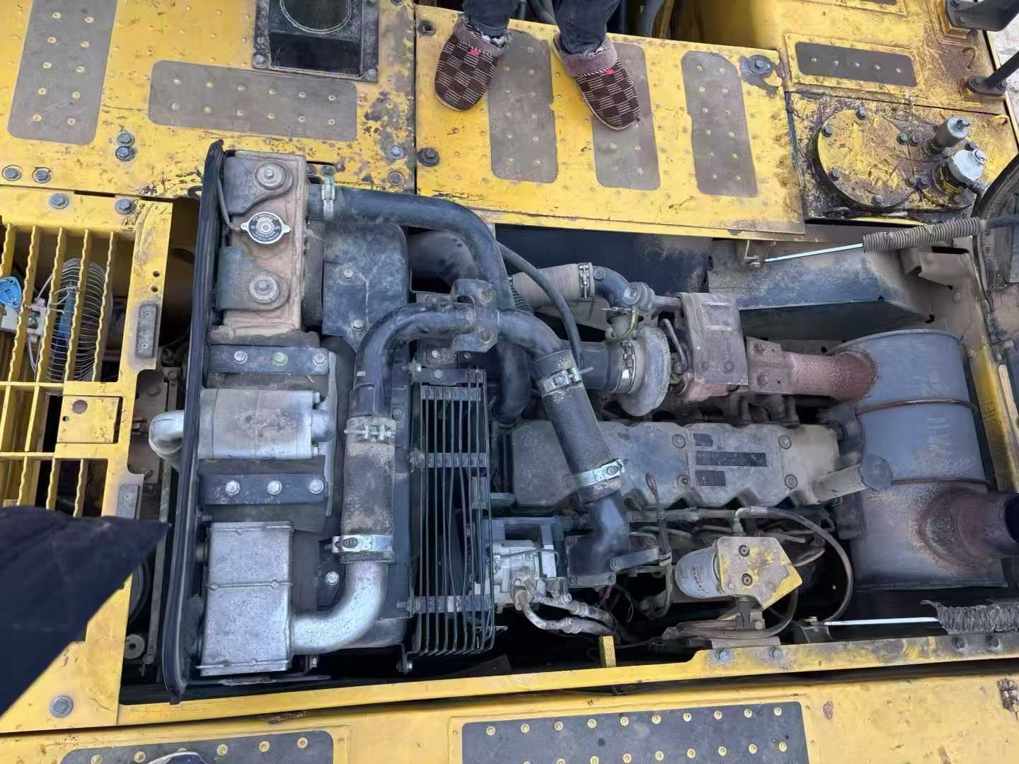 Used Komatsu PC240-11M0 Excavator 2016 Model / 5