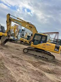 Buy Komatsu PW200-7 Used Excavator / 2 Used Komatsu PW200-7 Excavator 2016 Model / 2