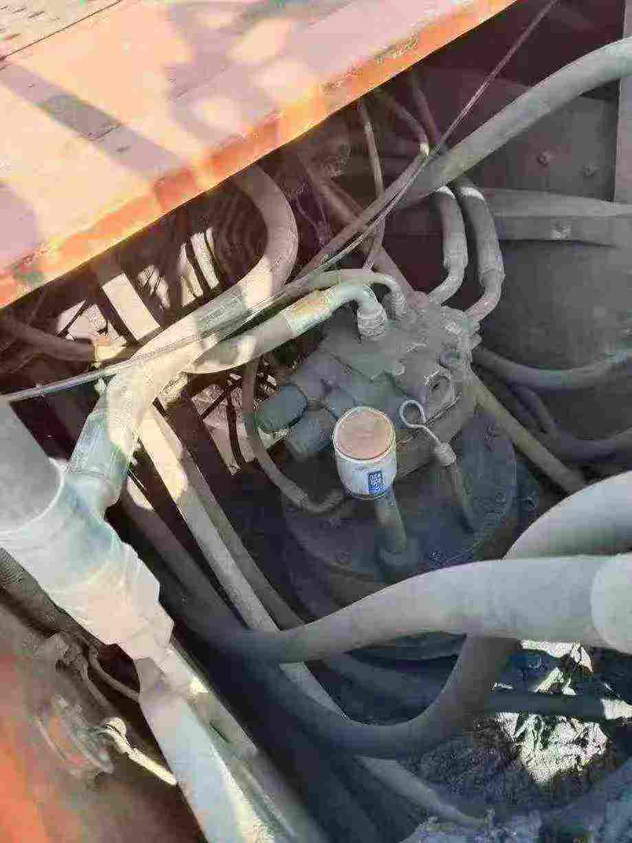 Used Hitachi ZX240 Excavator 2016 Model / 7