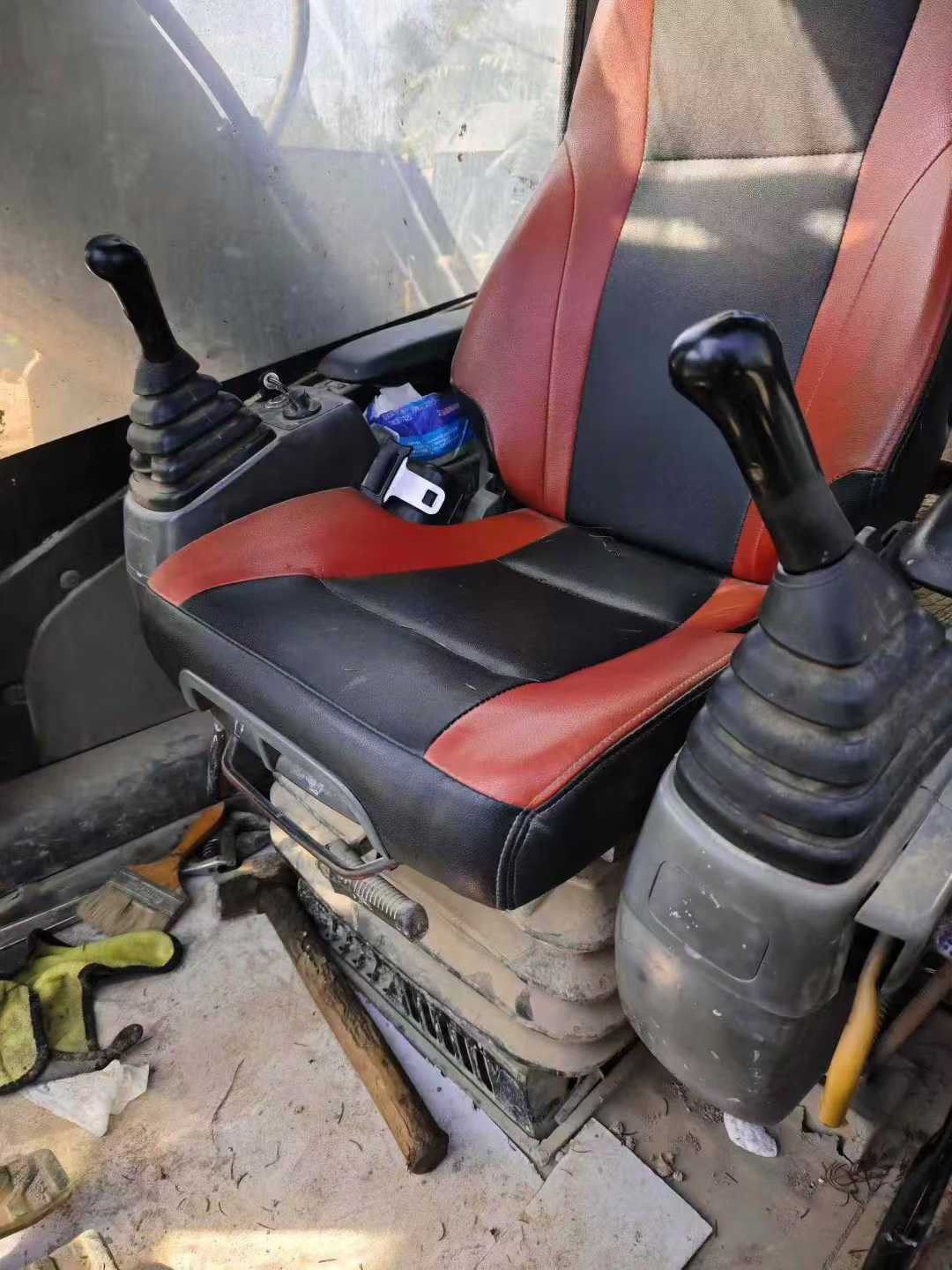 Used Caterpillar 320D Excavator 2011 Model / 6