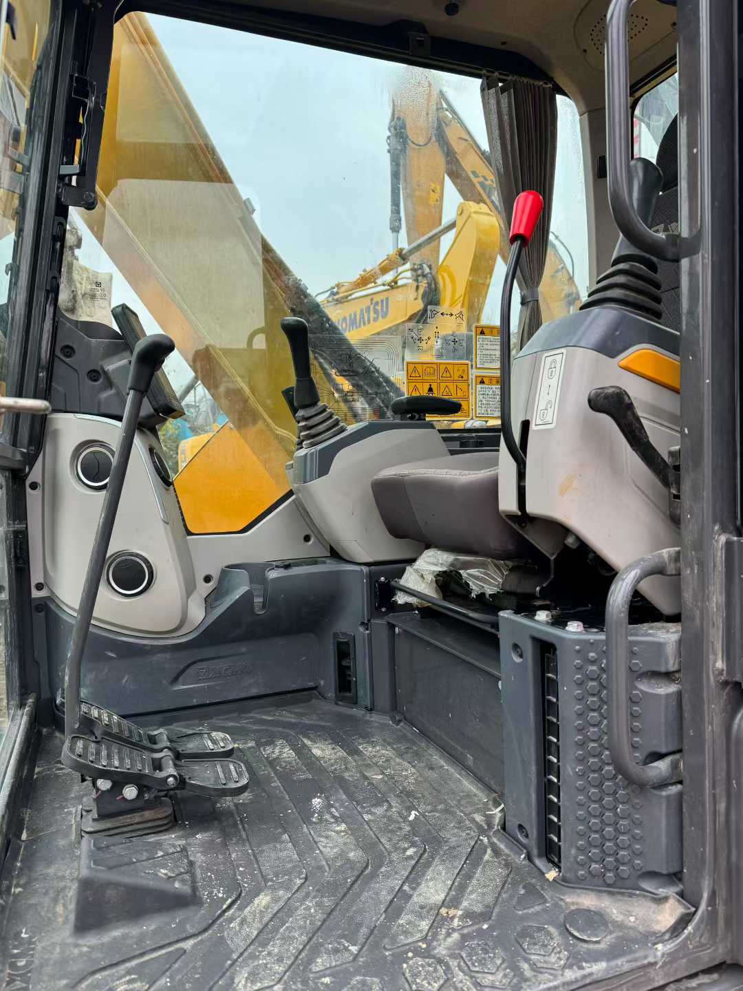 Used XCMG XE75WD Excavator 2024 Model / 9