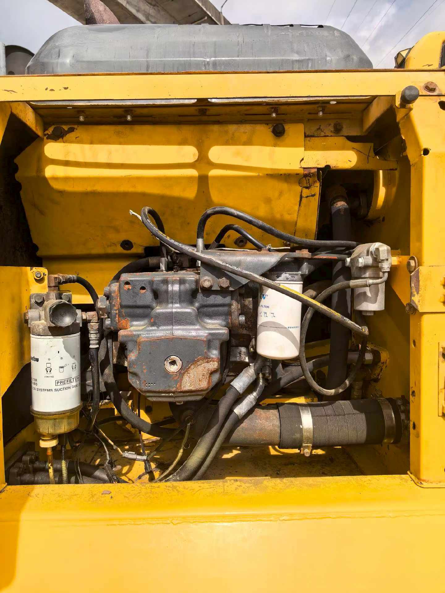 Used Komatsu PC210-8 Excavator 2016 Model / 4