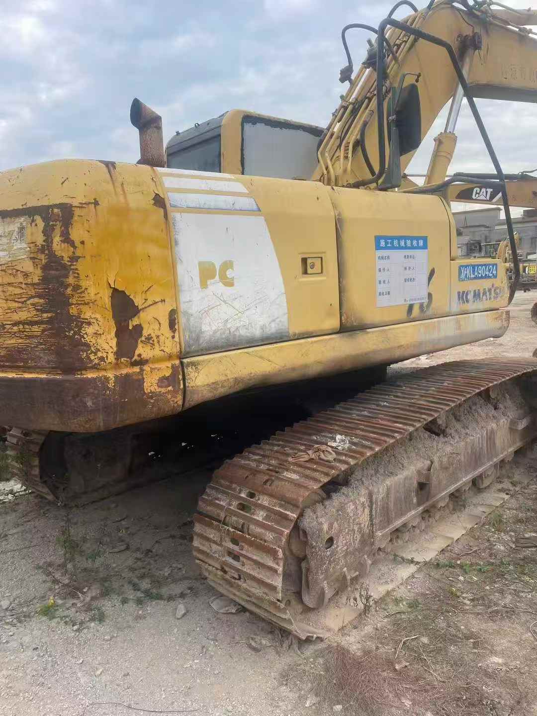 Used Komatsu PC220-8 Excavator 2016 Model