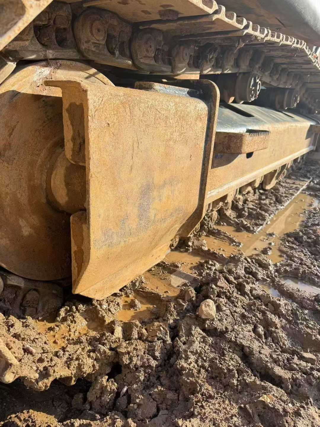 Used Hyundai R205VS Excavator 2016 Model / 9