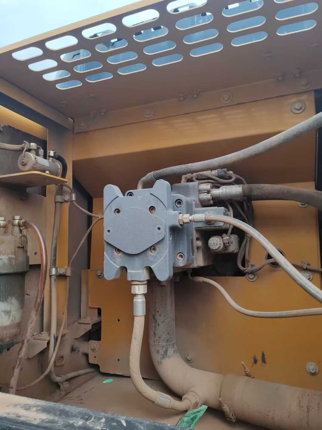 Used Sany SY245H Excavator 2019 Model / 5