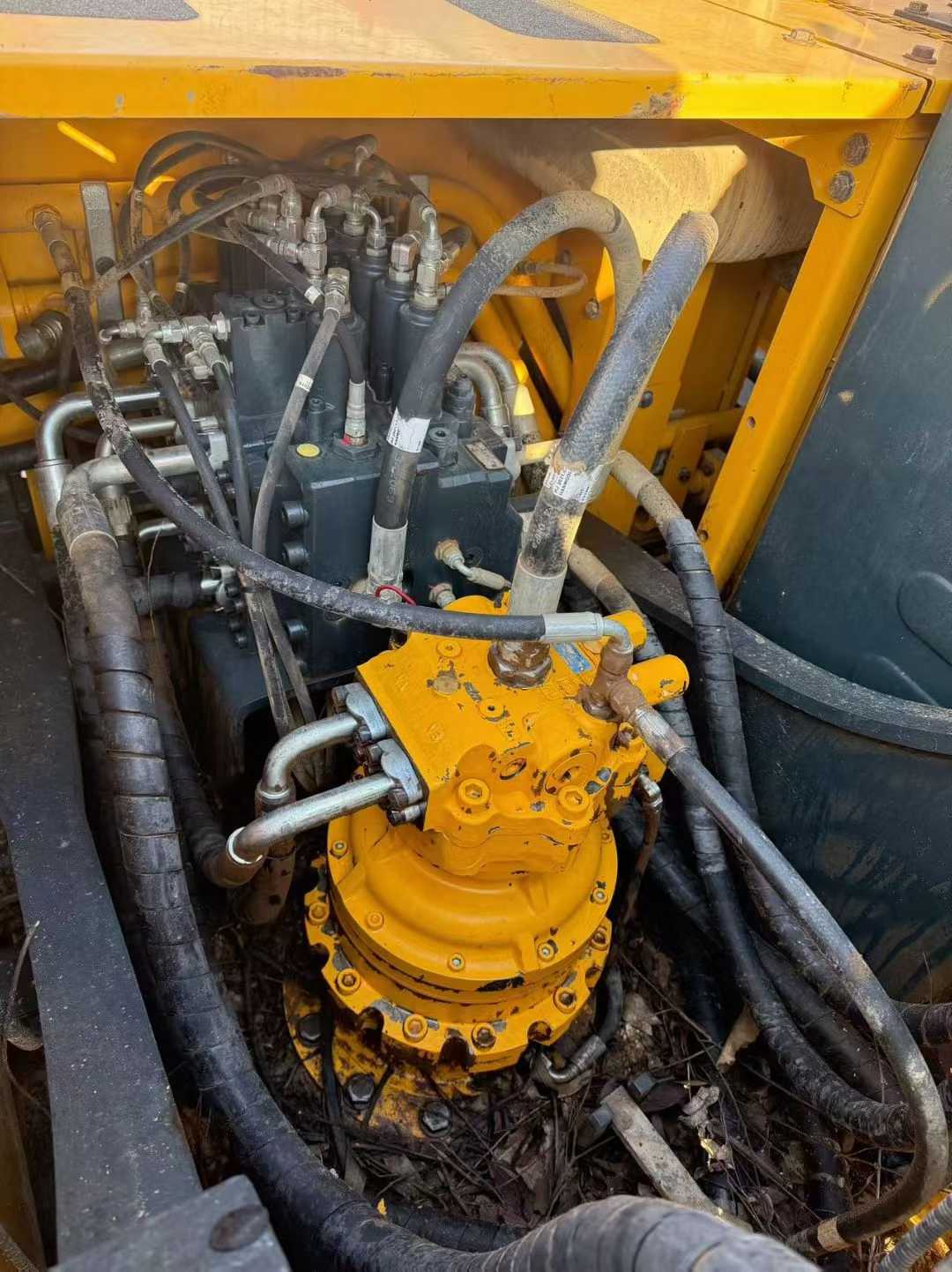 Used Hyundai R205VS Excavator 2016 Model / 6