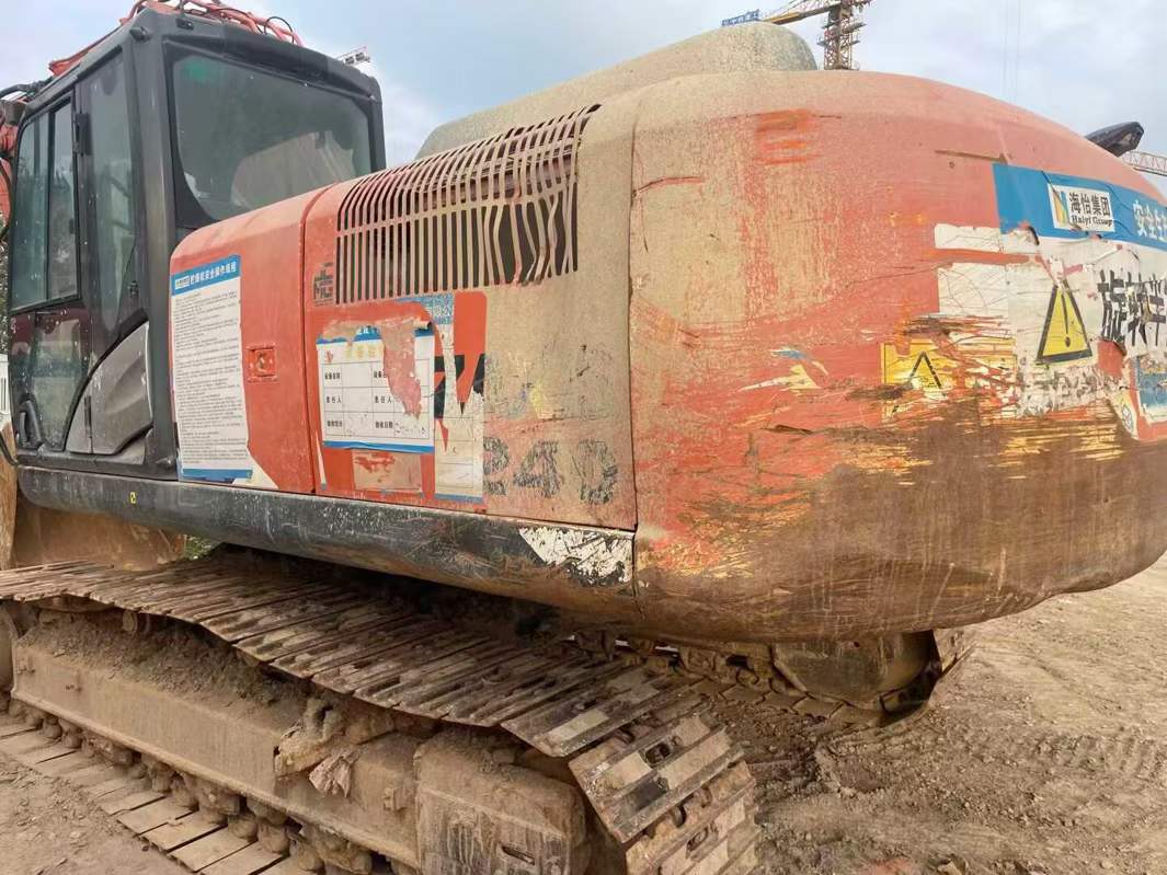 Used Hitachi ZAXIS200 Excavator 2021 Model / 2