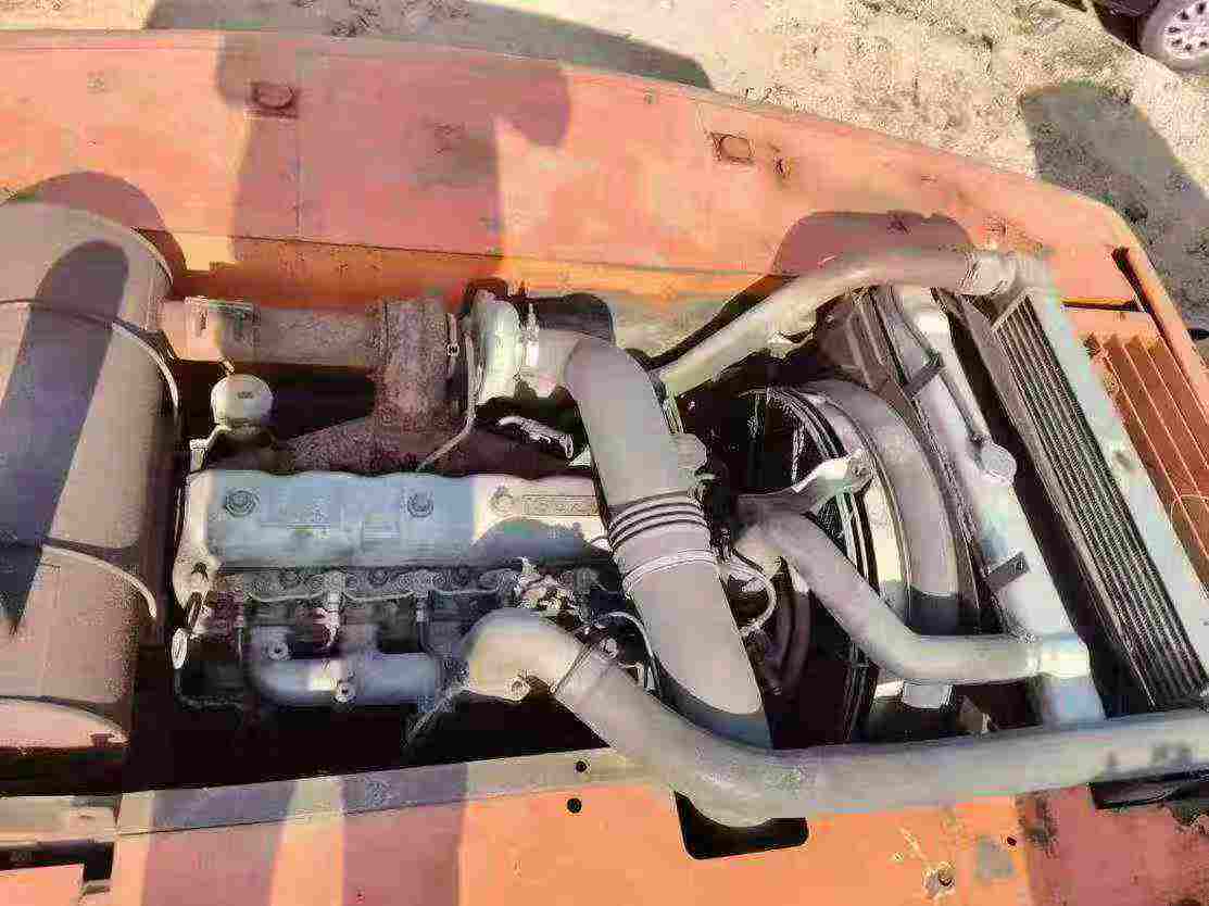 Used Hitachi ZX240 Excavator 2016 Model / 6