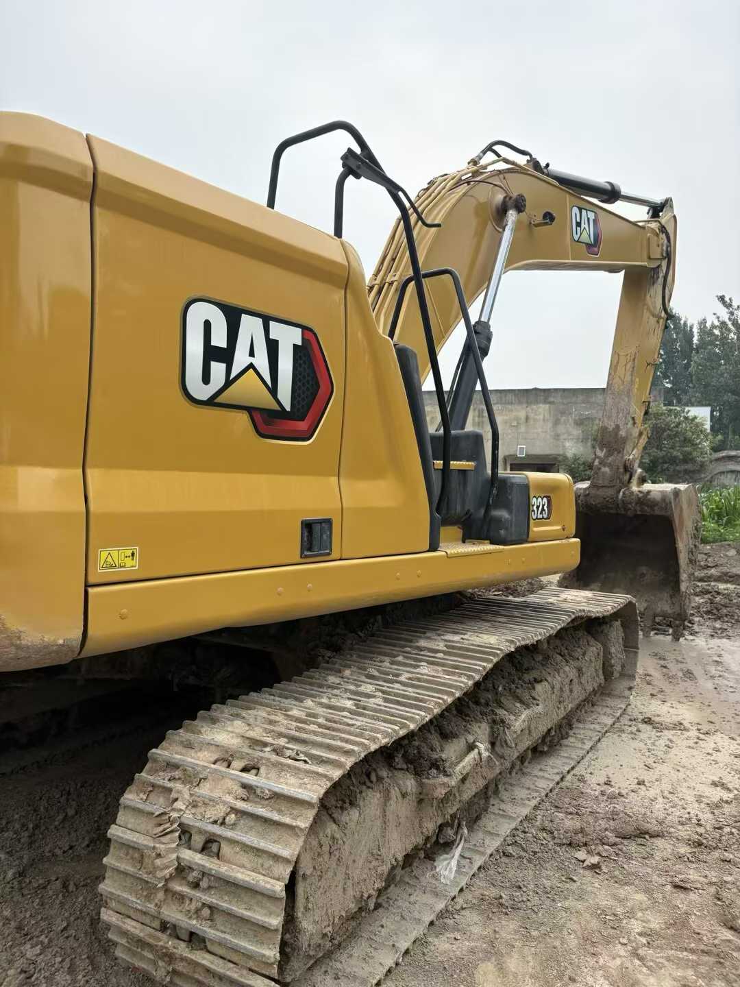 Used Caterpillar 323 Excavator 2020 Model / 2