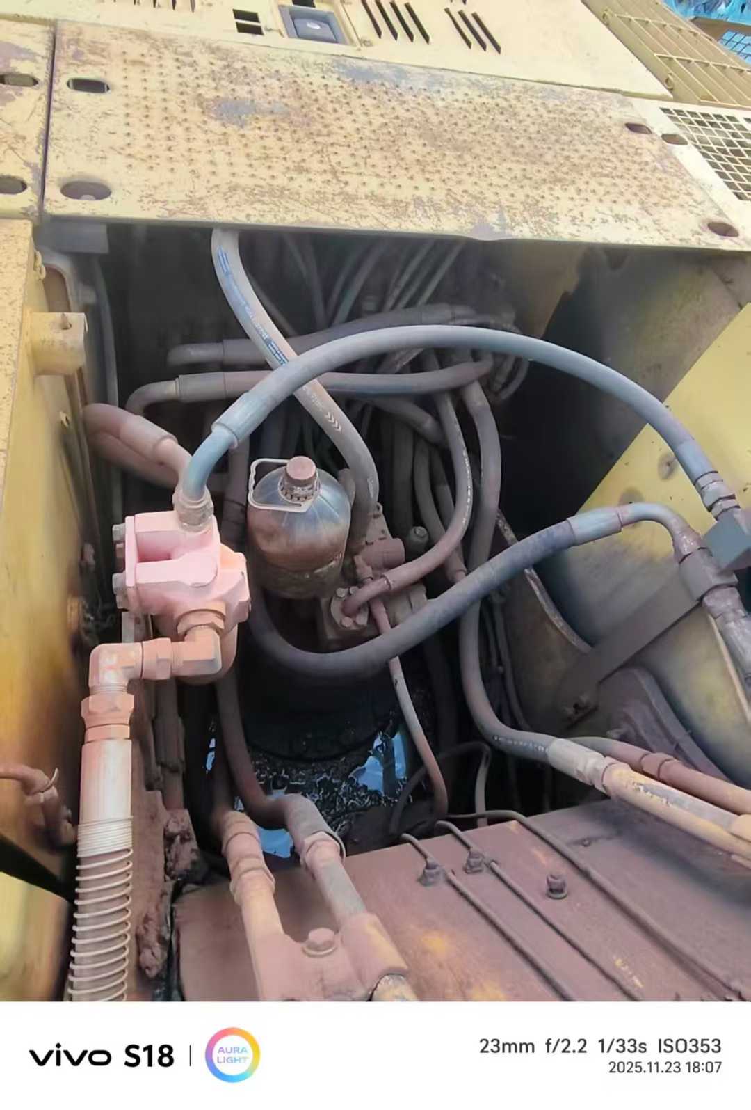 Used Caterpillar 320C Excavator 2016 Model / 7