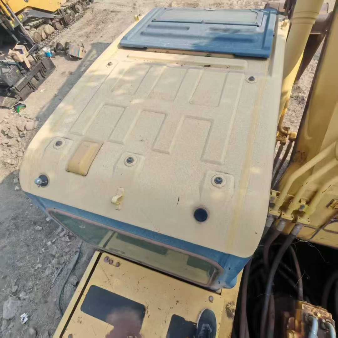 Used Komatsu PC60-7 Excavator 2011 Model / 6