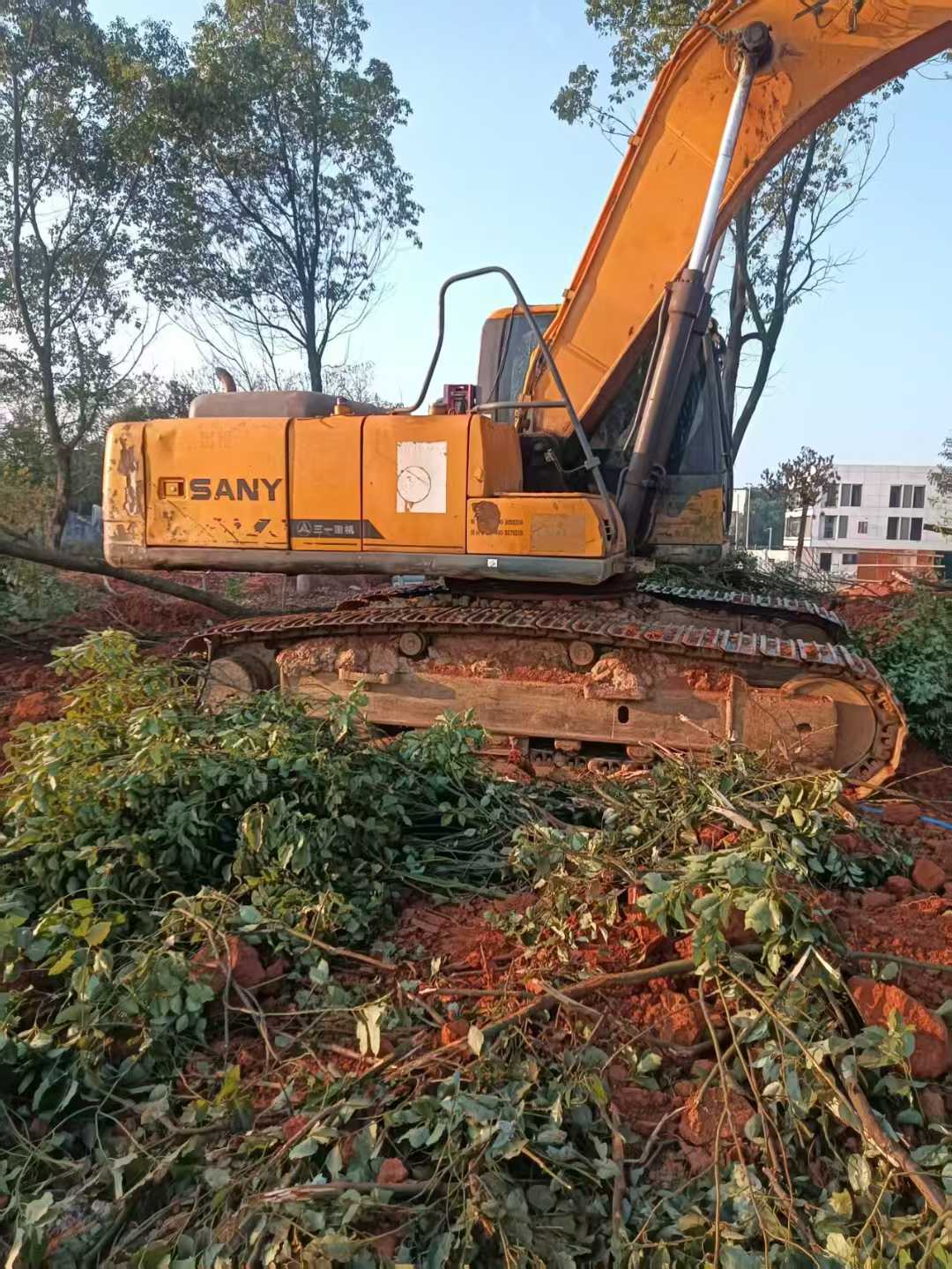 Used Sany SY205H Excavator 2011 Model / 2