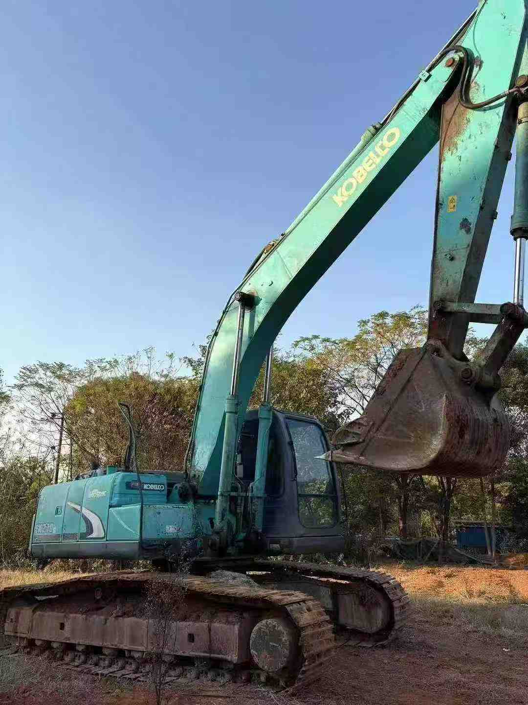 Used Kobelco SK210 Excavator 2011 Model / 2