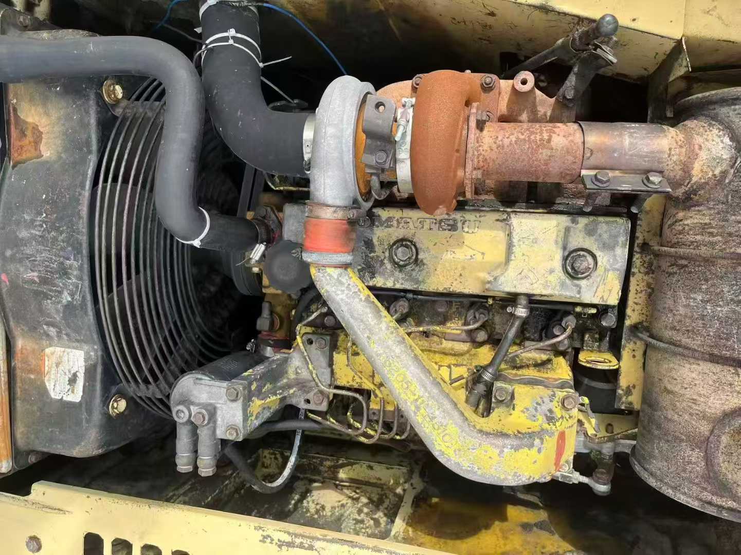 Used Komatsu PC120-6 Excavator 2016 Model / 9