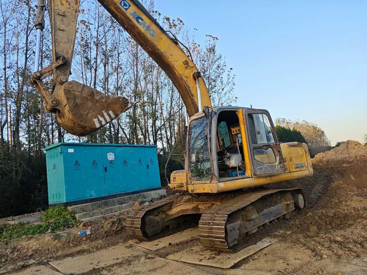 Used XCMG XE80 Excavator 2010 Model / 3