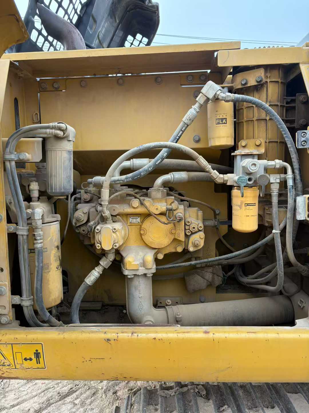 Used Caterpillar 320D Excavator 2017 Model / 6