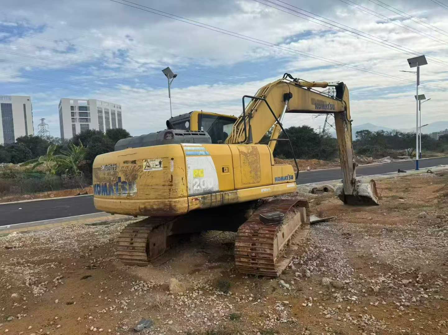 Used Komatsu PC200-8EO Excavator 2016 Model / 4