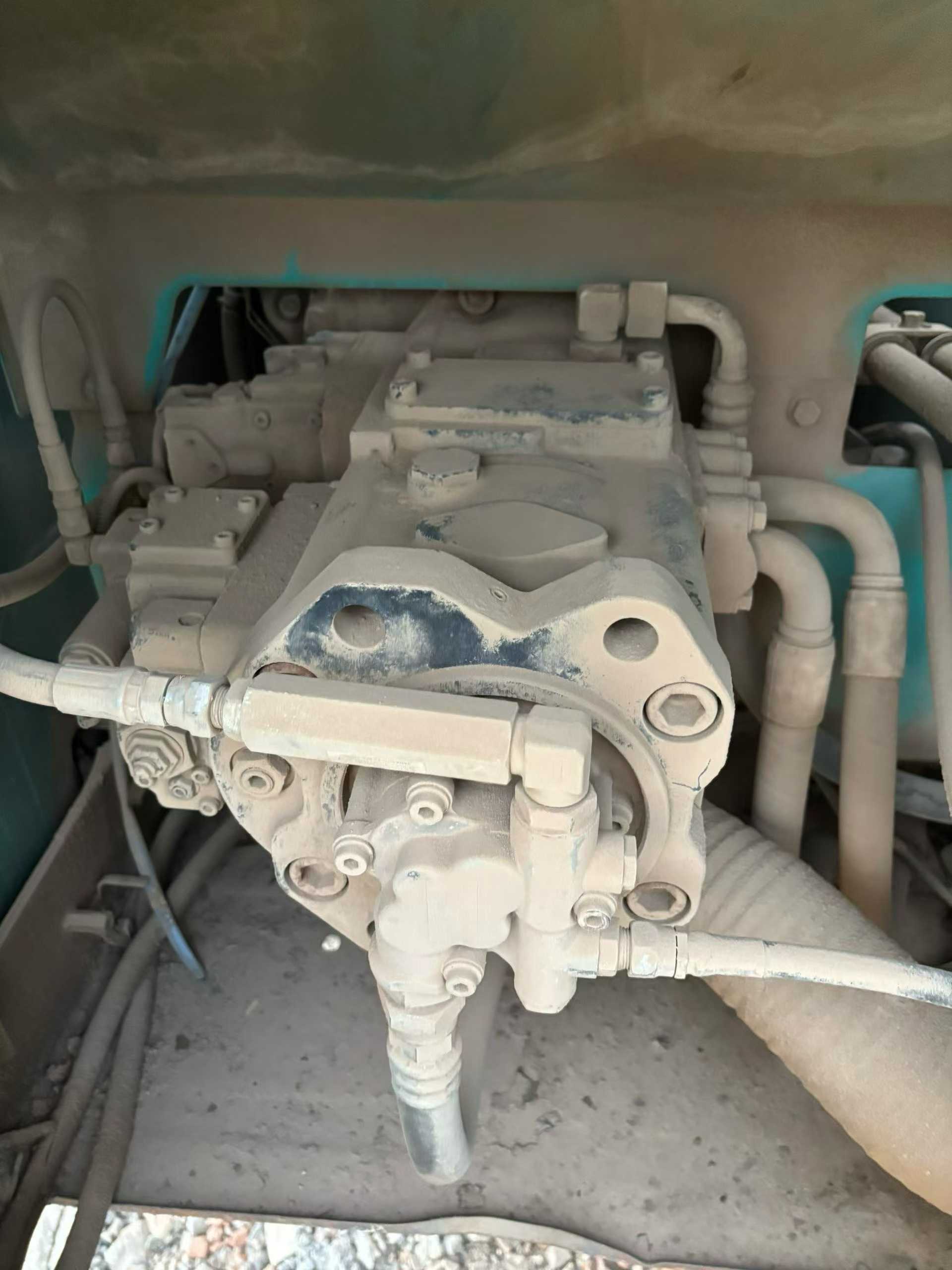 Used Kobelco SK250 Excavator 2015 Model / 9