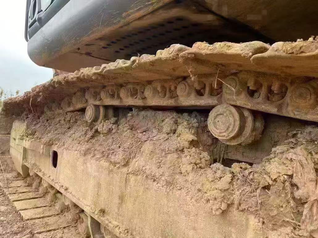 Used Hitachi ZAXIS200 Excavator 2017 Model / 8