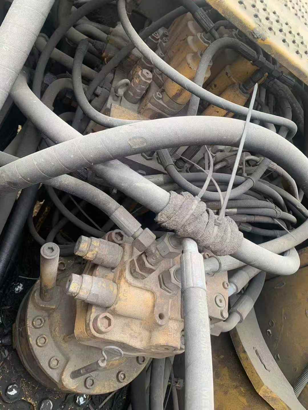 Used Sany SY215W Excavator 2016 Model / 3