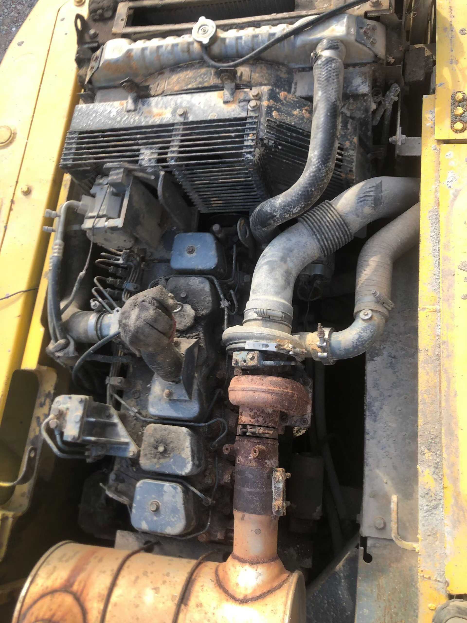 Used Komatsu PW200-7 Excavator 2016 Model / 3