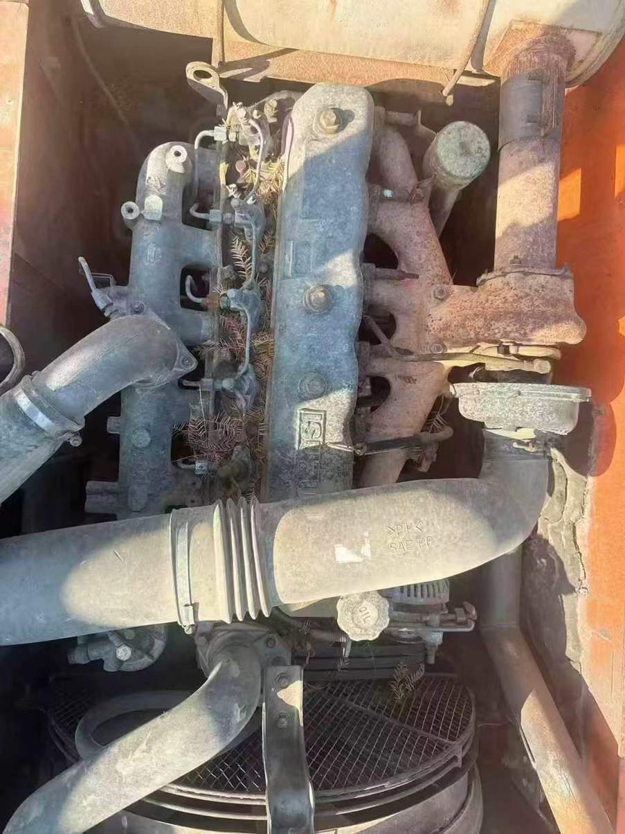 Used Hitachi ZW250 Excavator 2016 Model / 4