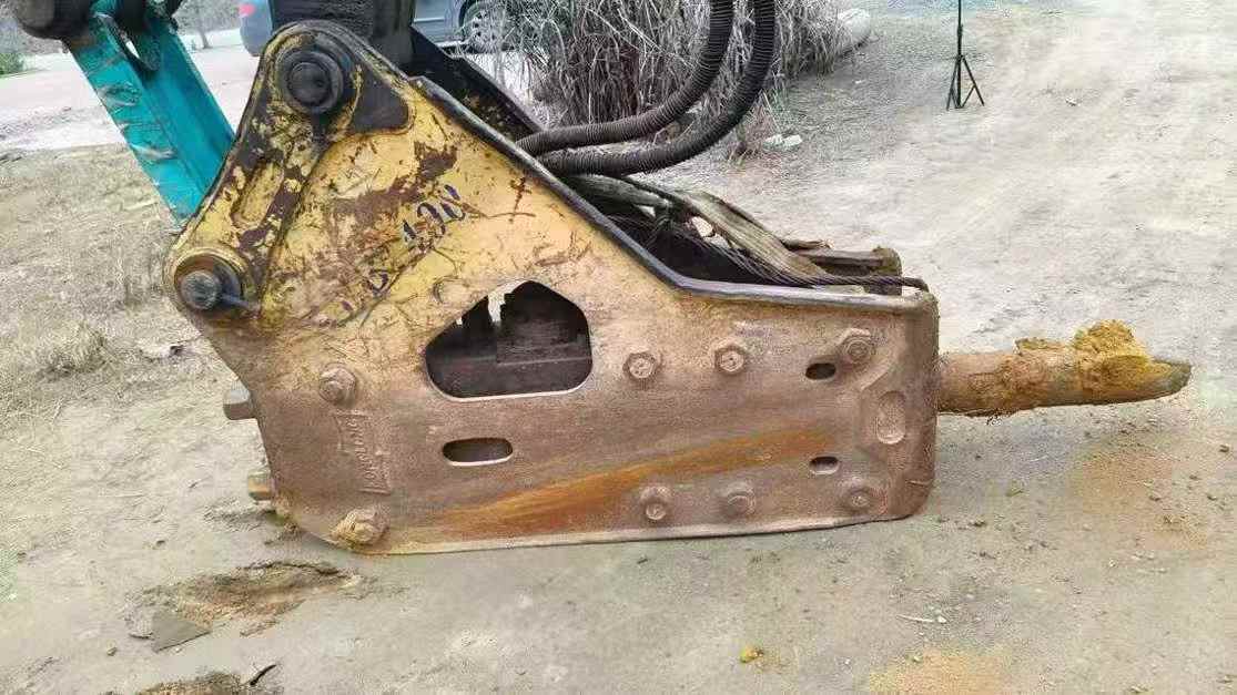 Used Kobelco SK210 Excavator 2016 Model / 4