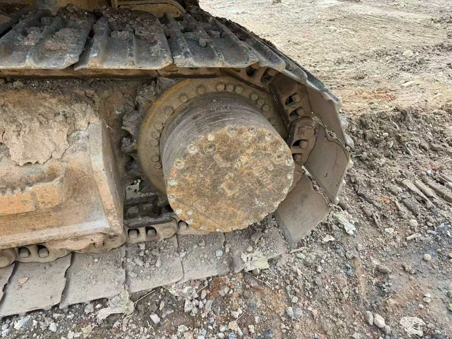 Used Hyundai R215VSN Excavator 2016 Model / 4