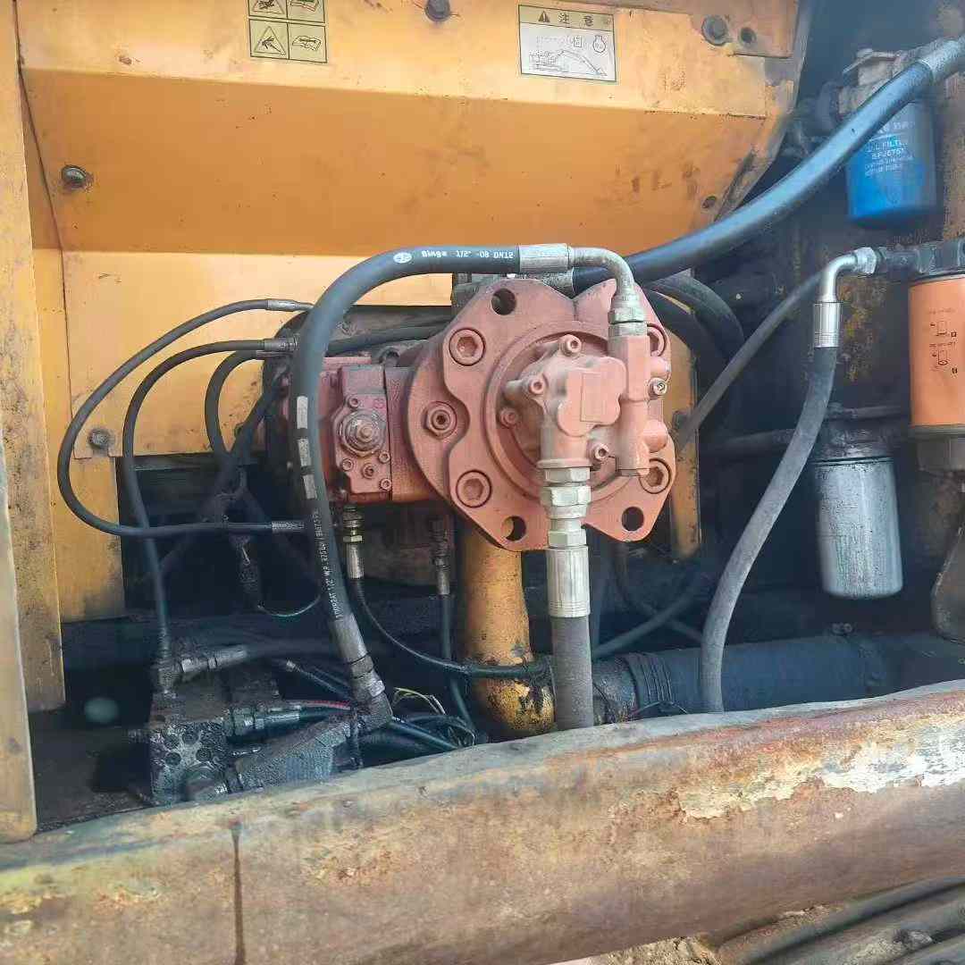 Used Hyundai R225-7 Excavator 2016 Model / 5