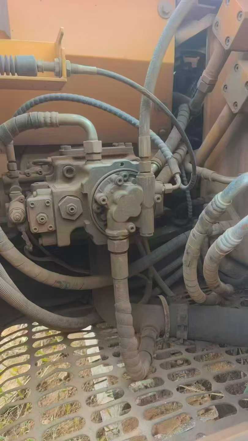 Used Sany SY115C Excavator 2014 Model / 3