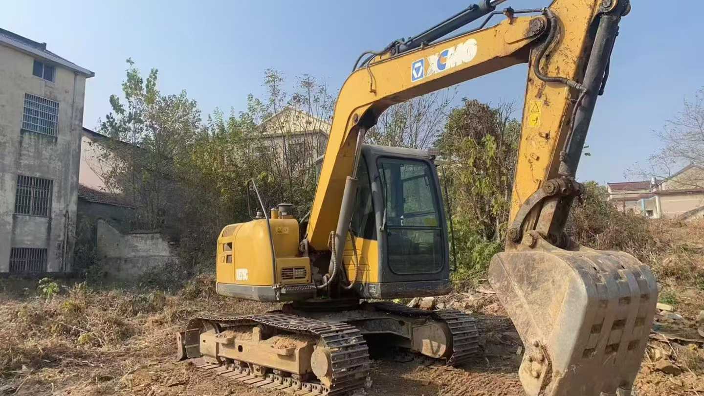 Used XCMG XE75WD Excavator 2016 Model