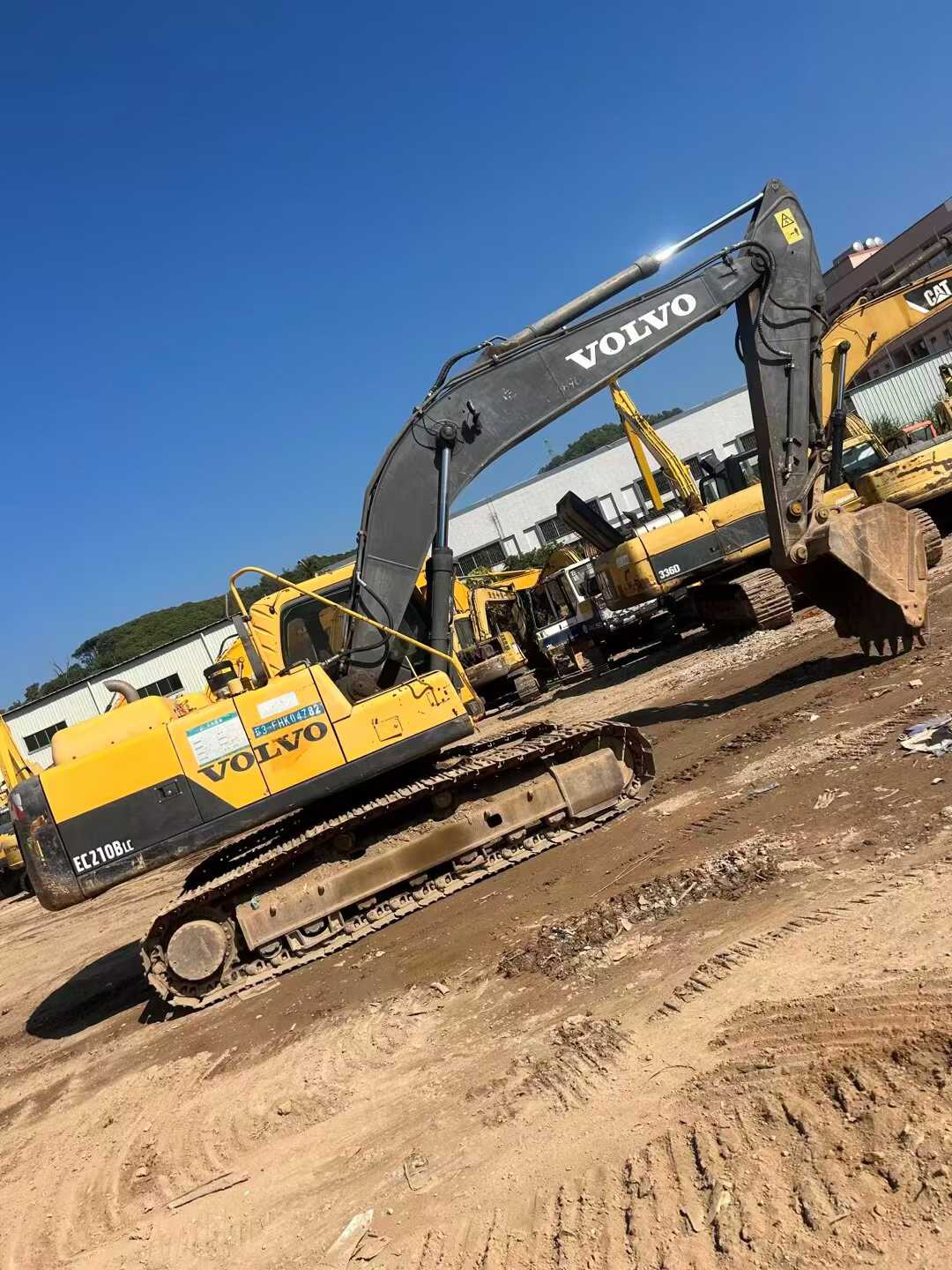 Used Volvo EW210C Excavator 2016 Model