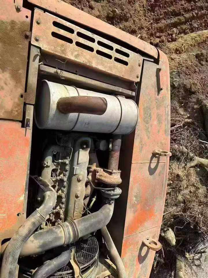 Used Hitachi ZX230-6 Excavator 2016 Model / 2