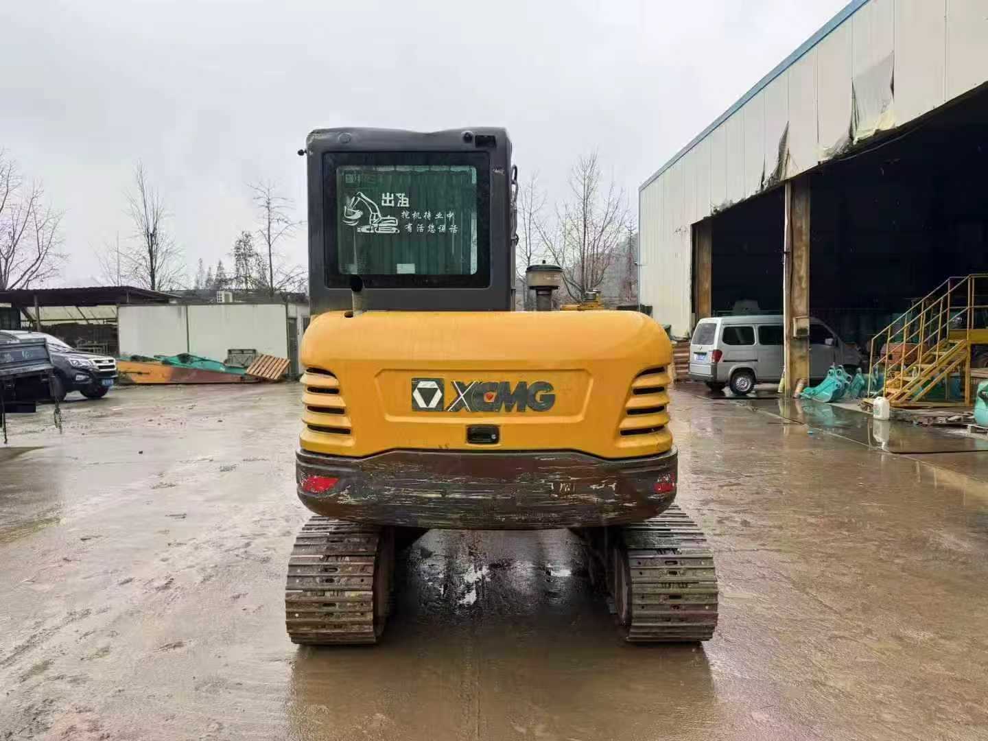 Used XCMG ZL60G Excavator 2021 Model / 4