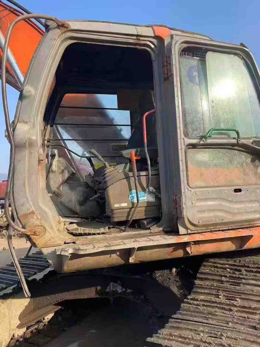 Used Hitachi ZAXIS200 Excavator 2016 Model