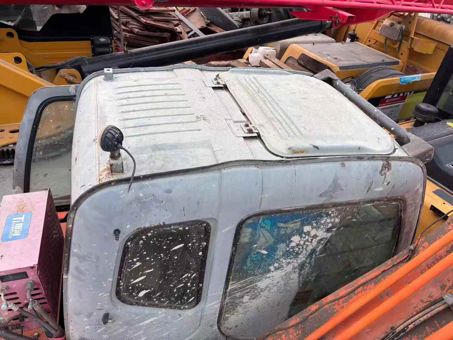 Used Hitachi ZAXIS200 Excavator 2016 Model / 6